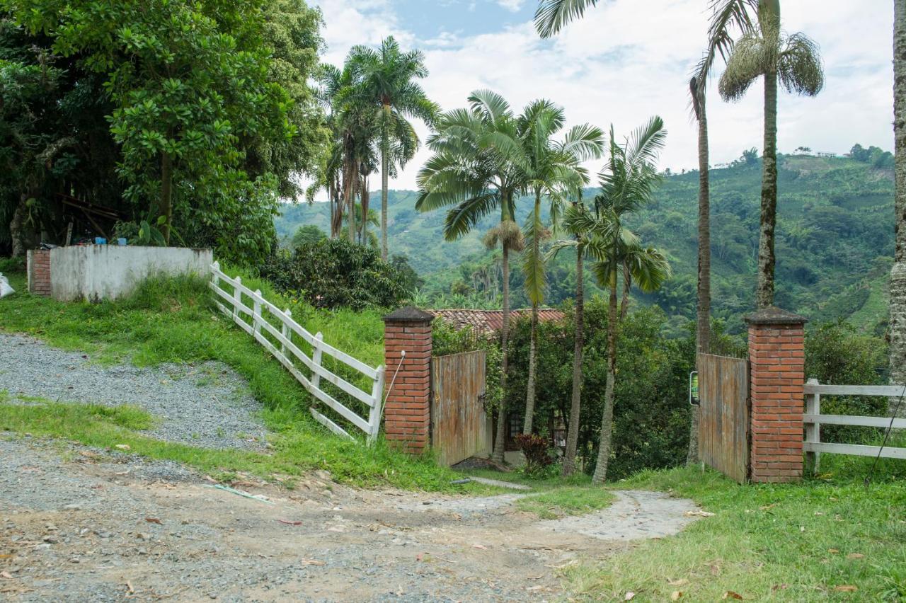 Hacienda Charrascal Coffe Farm Apartment Manizales Luaran gambar